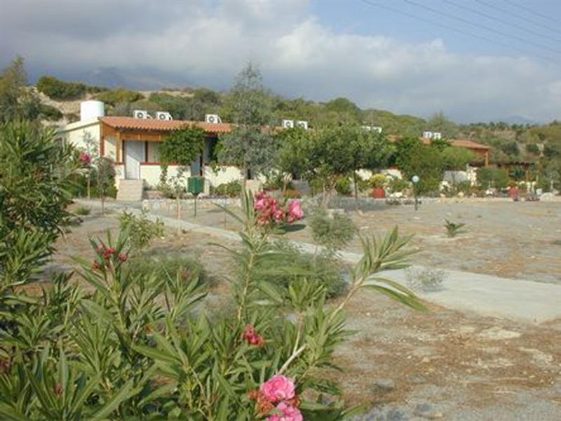 Mary Beach Apartments Frangocastelo Екстер'єр фото